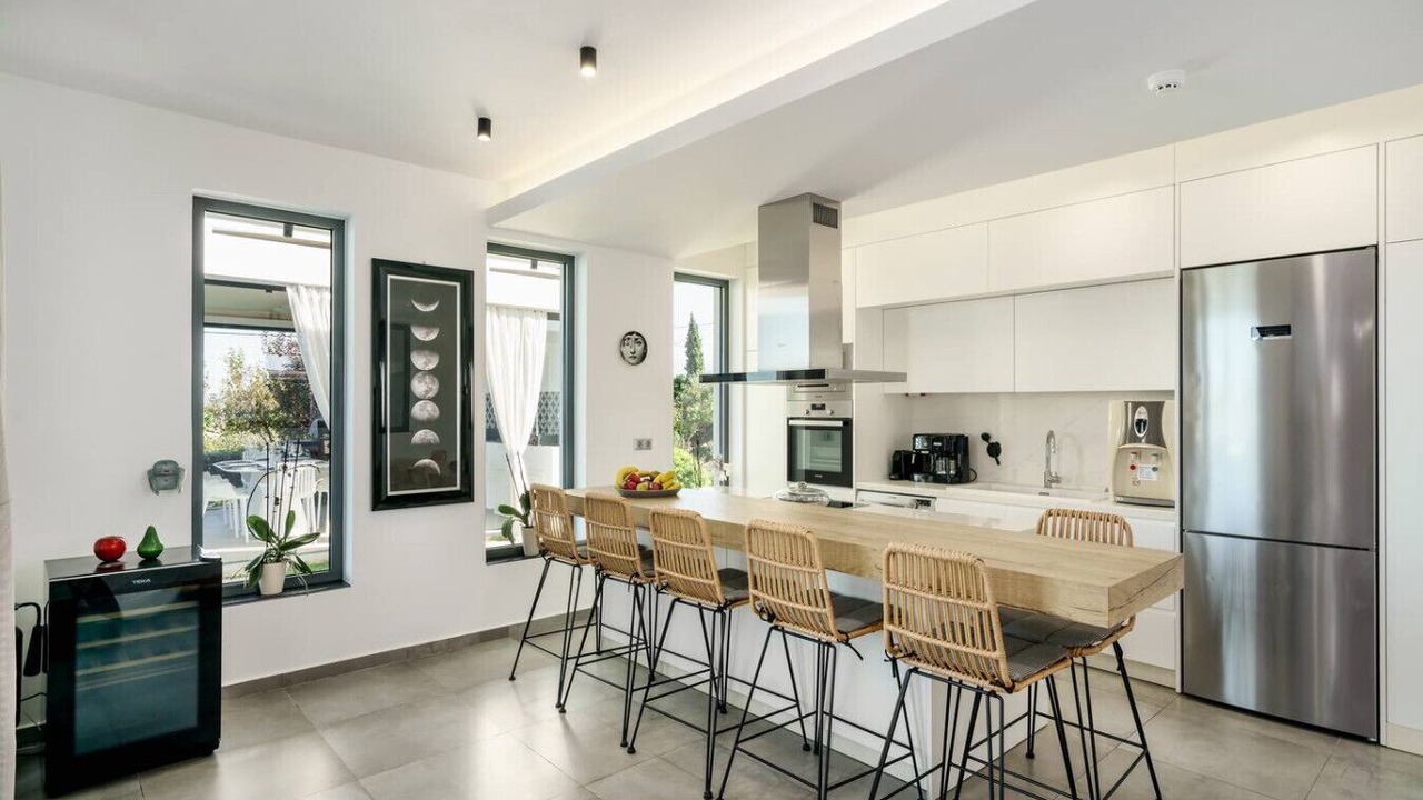Photo of Kitchen in Adelianos Kampos