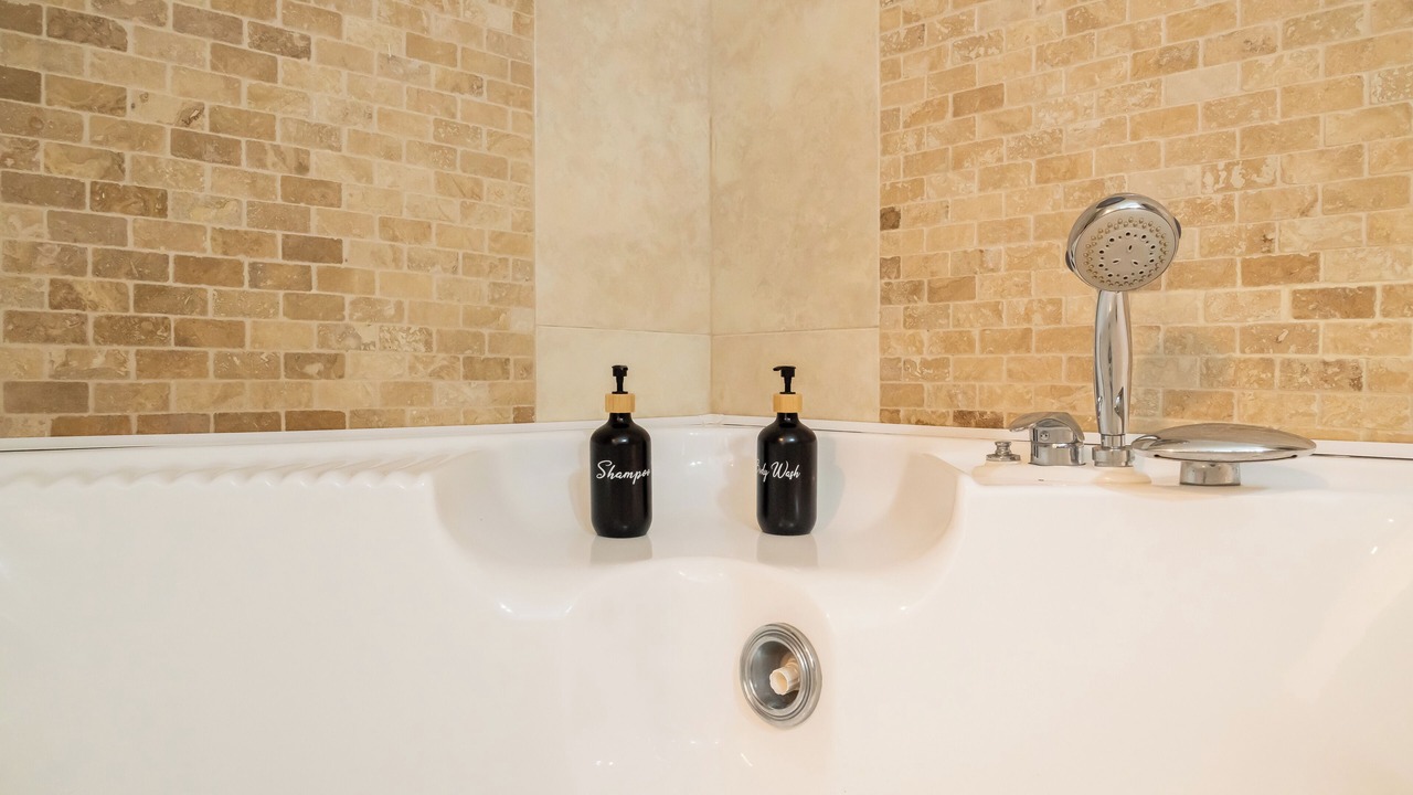 Photo of Bathroom in Ampelokipoi