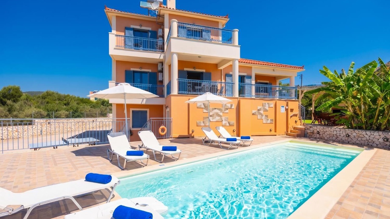 Photo of Outdoor in Karavados