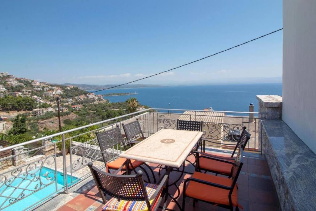 Photo of Patio Balcony in Mavrovouni
