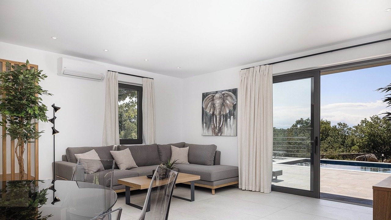 Photo of Livingroom in Armenoi
