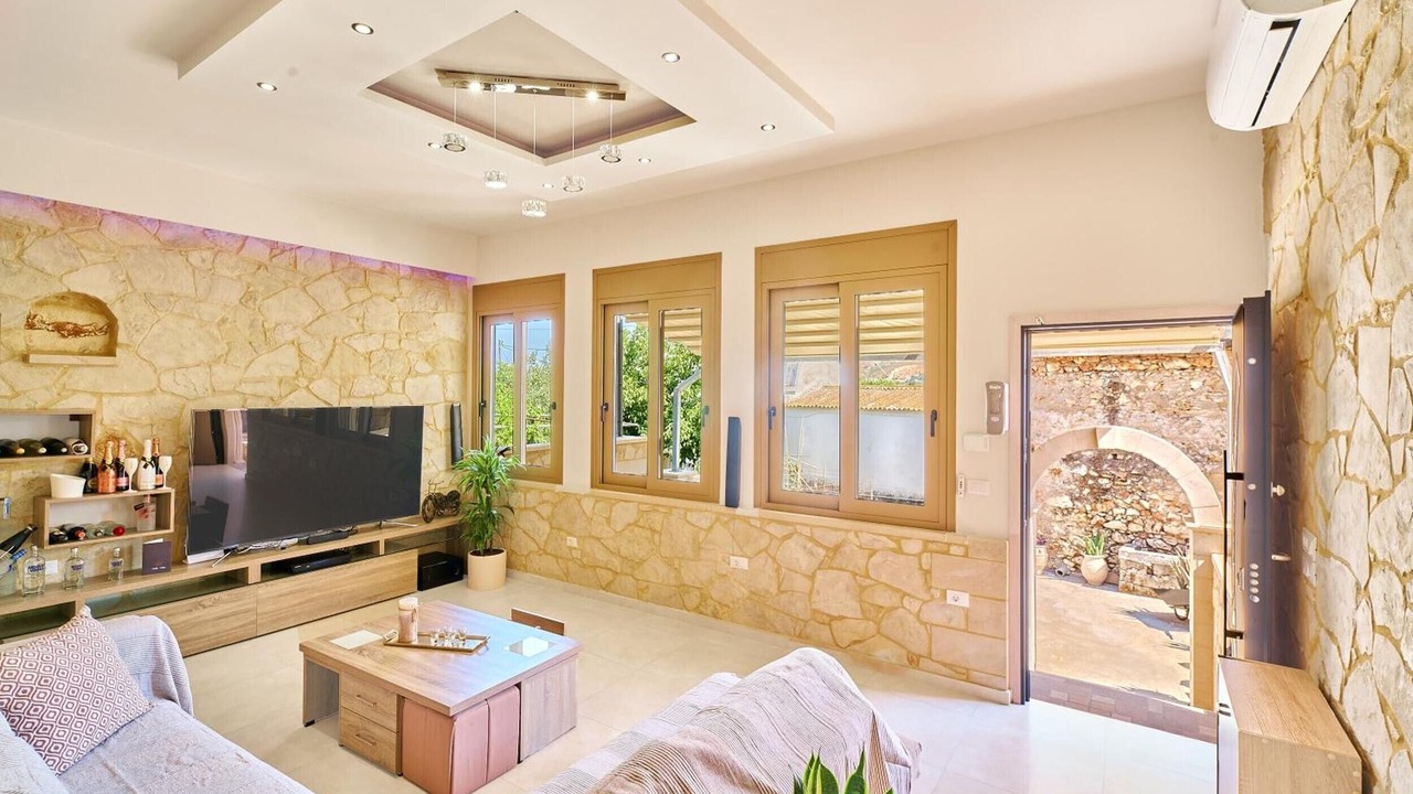 Photo of Livingroom in Tsikalaria