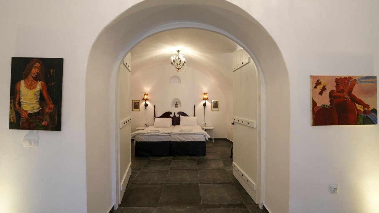 Photo of Bedroom in Emporio