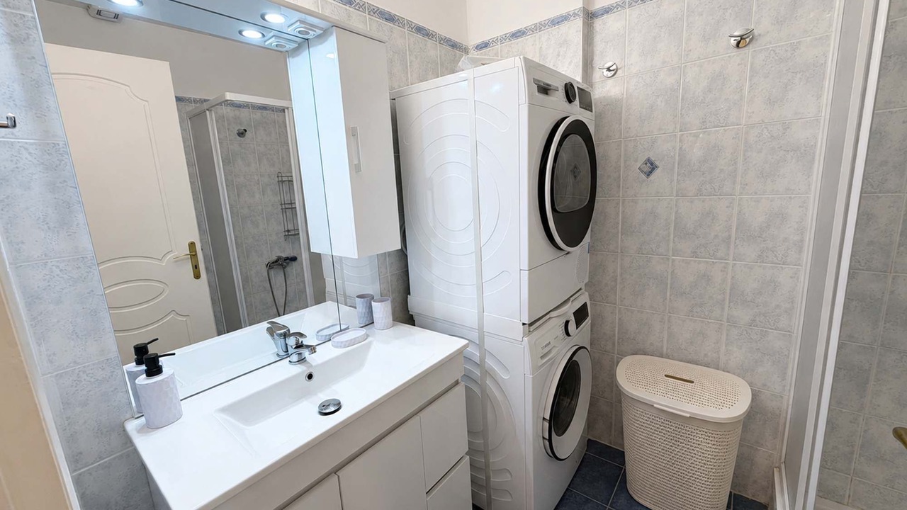Photo of Bathroom in Assos-Lechaio