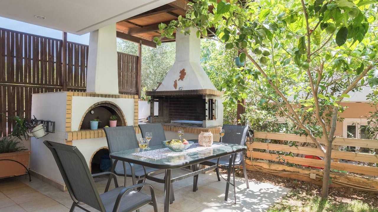 Photo of Outdoor in Saronikos