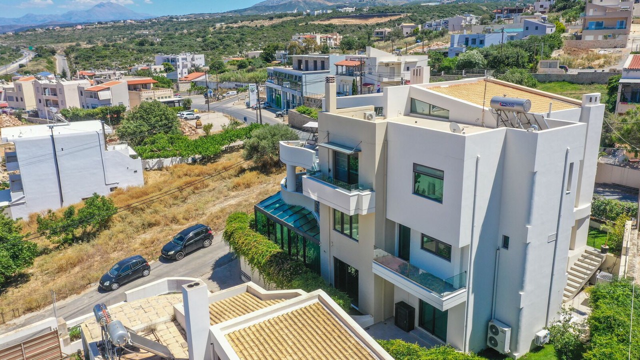 Photo of Outdoor in Violi Charaki