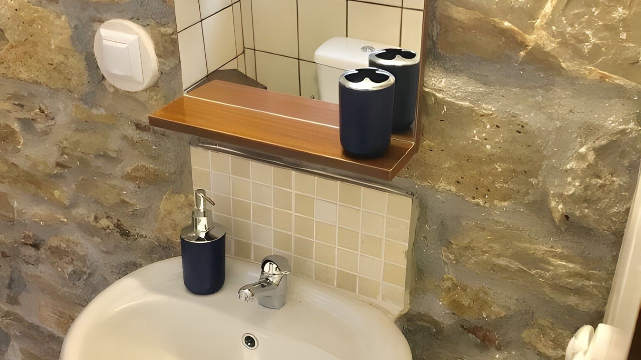 Photo of Bathroom in Mili