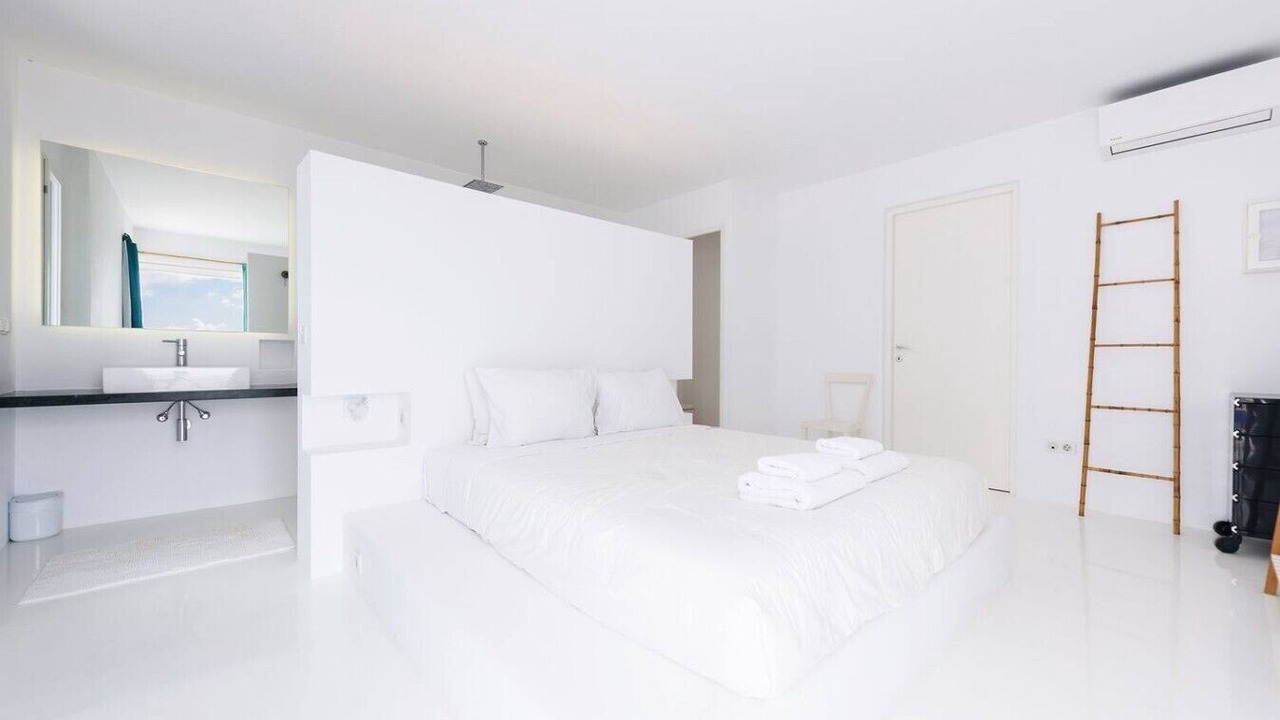Photo of Bedroom in Paros