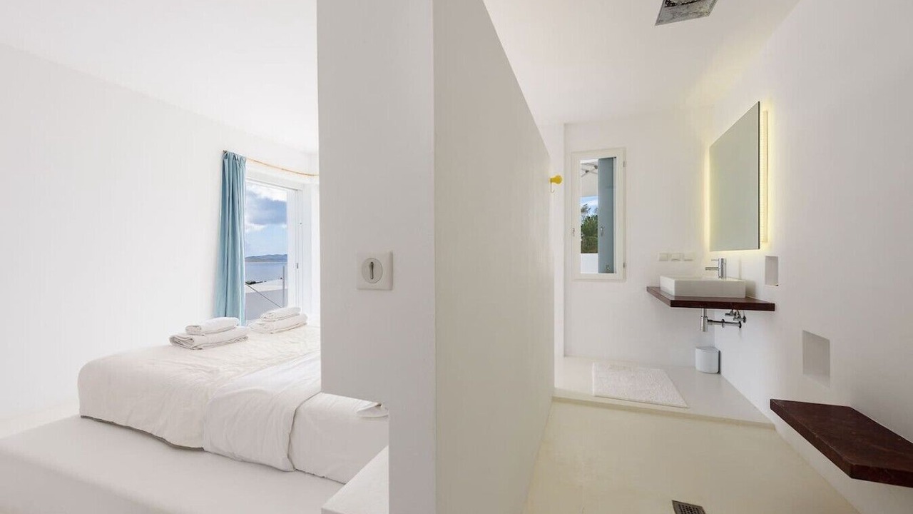 Photo of Bedroom in Paros