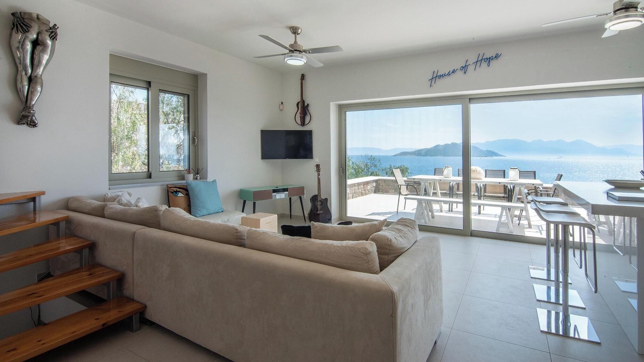 Photo of Livingroom in Aegina