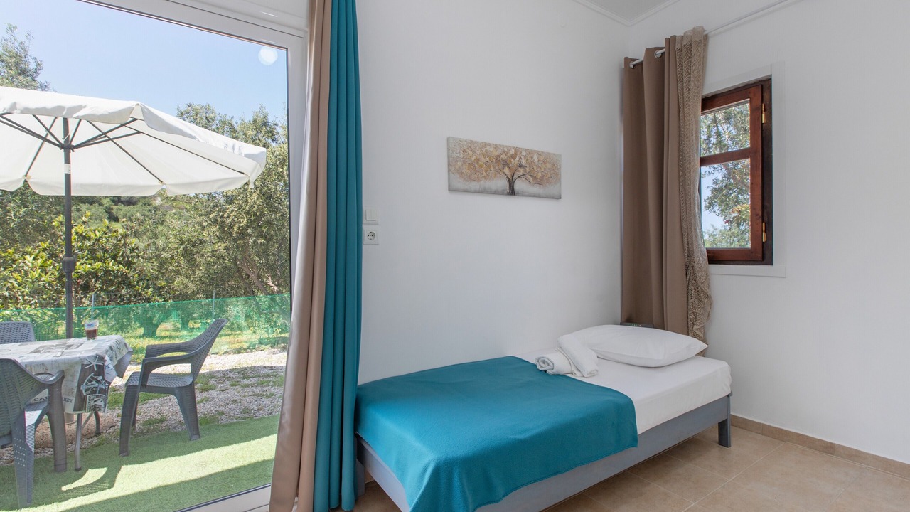 Photo of Bedroom in Adelianos Kampos