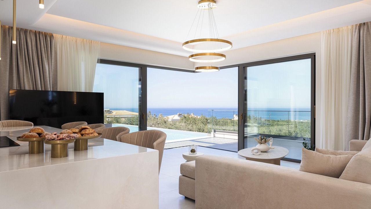 Photo of Livingroom in Adelianos Kampos