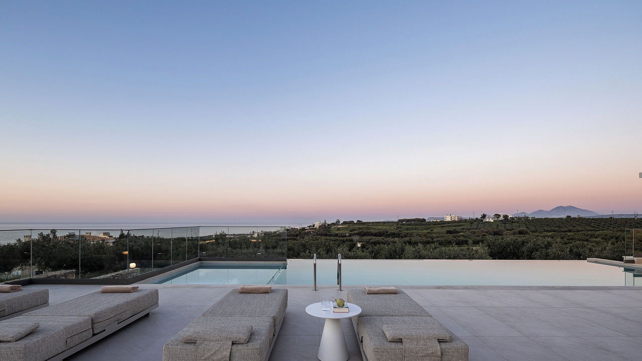 Photo of Outdoor in Adelianos Kampos