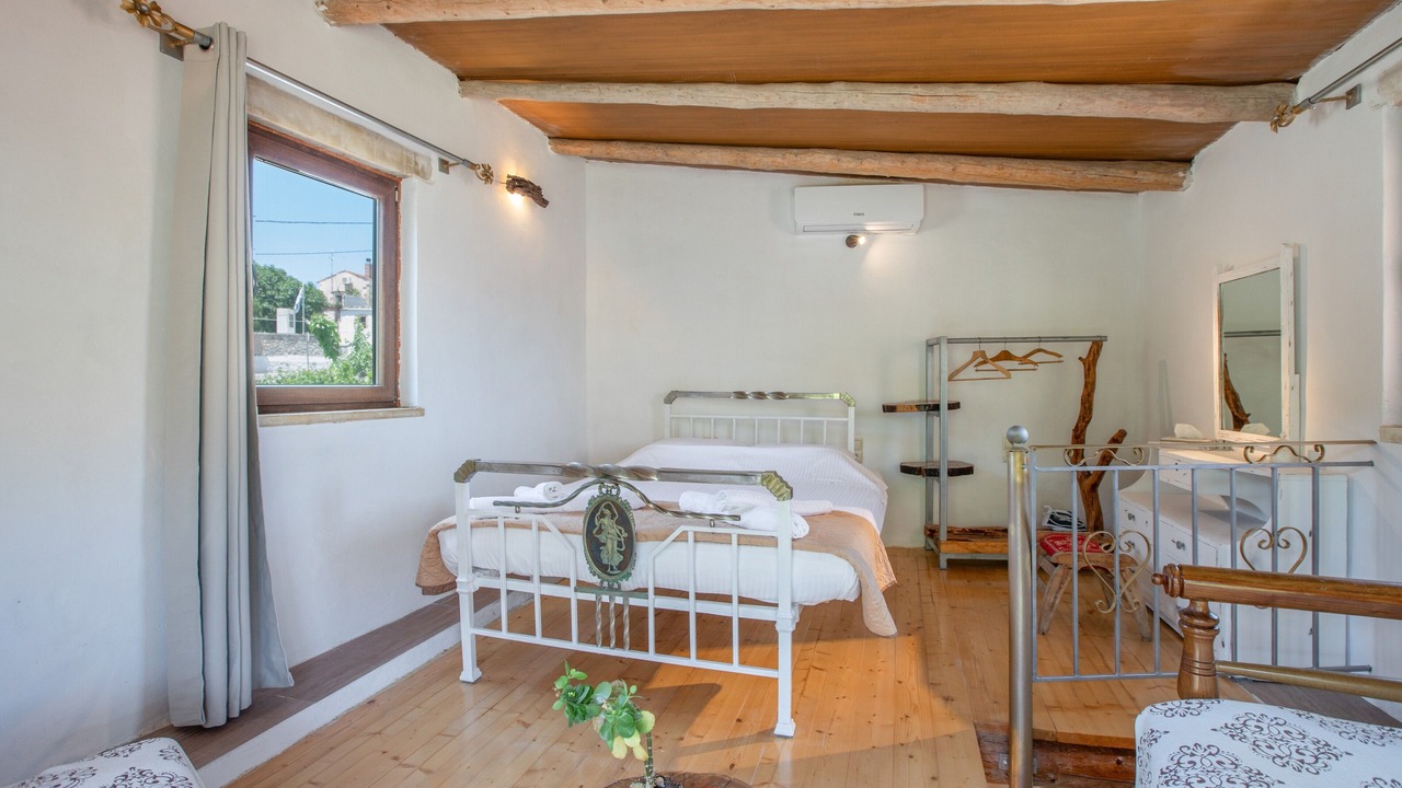 Photo of Bedroom in Apokoronas
