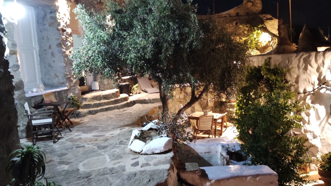 Photo of Patio Balcony in Paraga