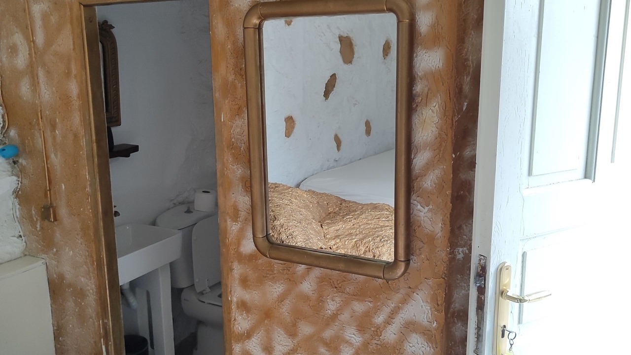 Photo of Bathroom in Paraga