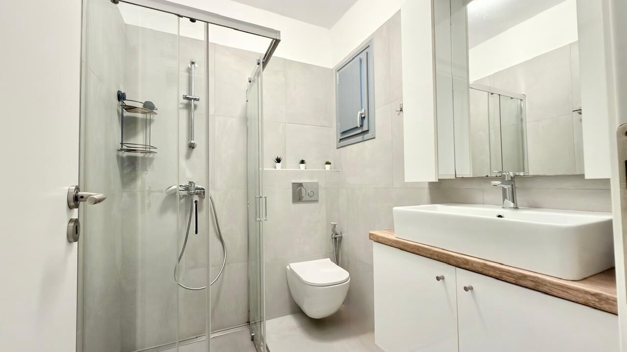 Photo of Bathroom in Ano Mera