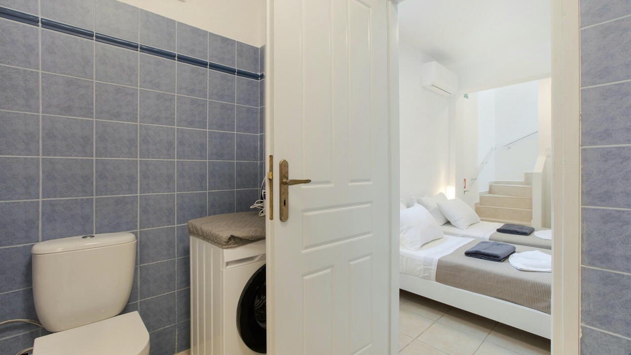 Photo of Bathroom in Plaka