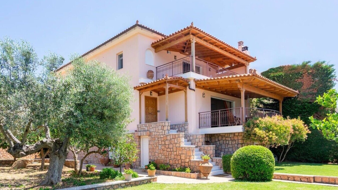 Photo of Outdoor in Korfos