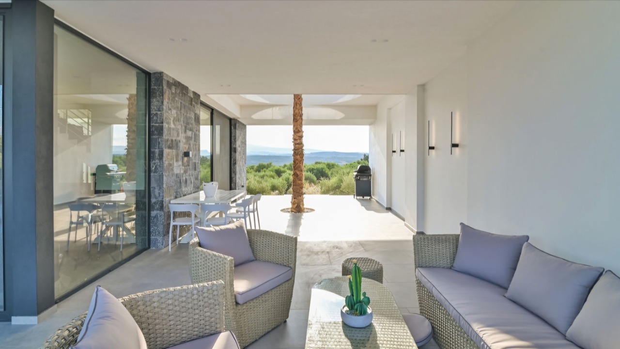 Photo of Outdoor in Minoa Pediada