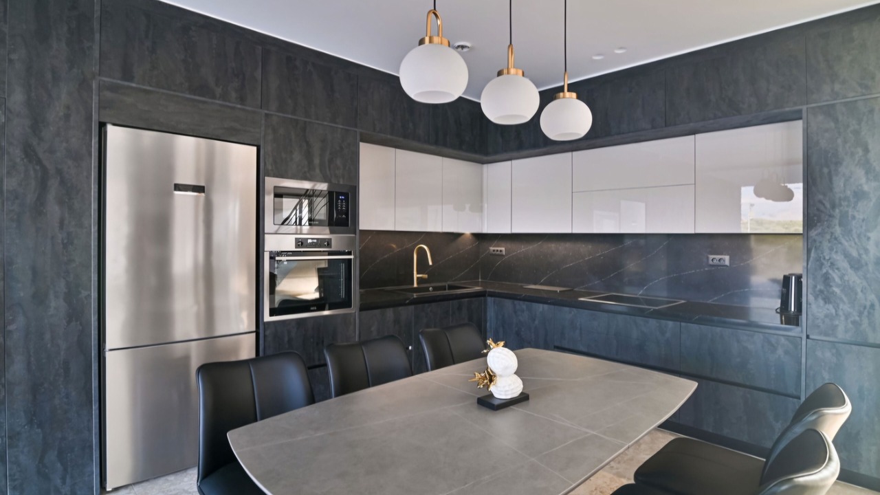 Photo of Kitchen in Minoa Pediada