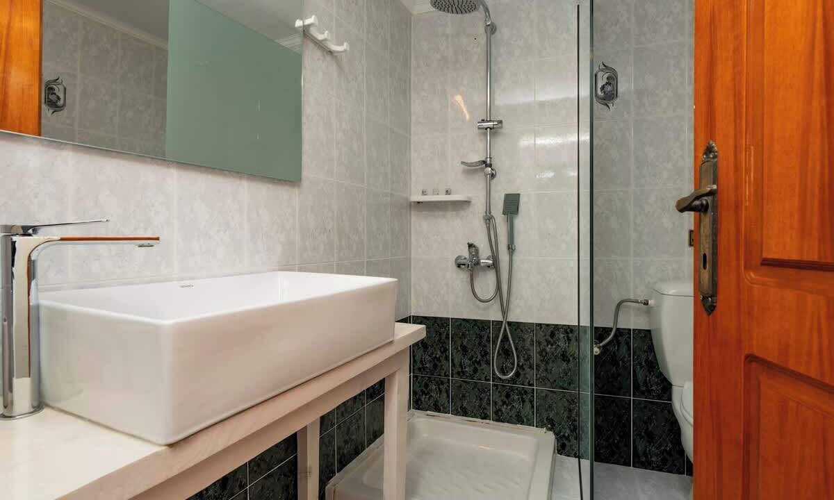 Photo of Bathroom in Argassi