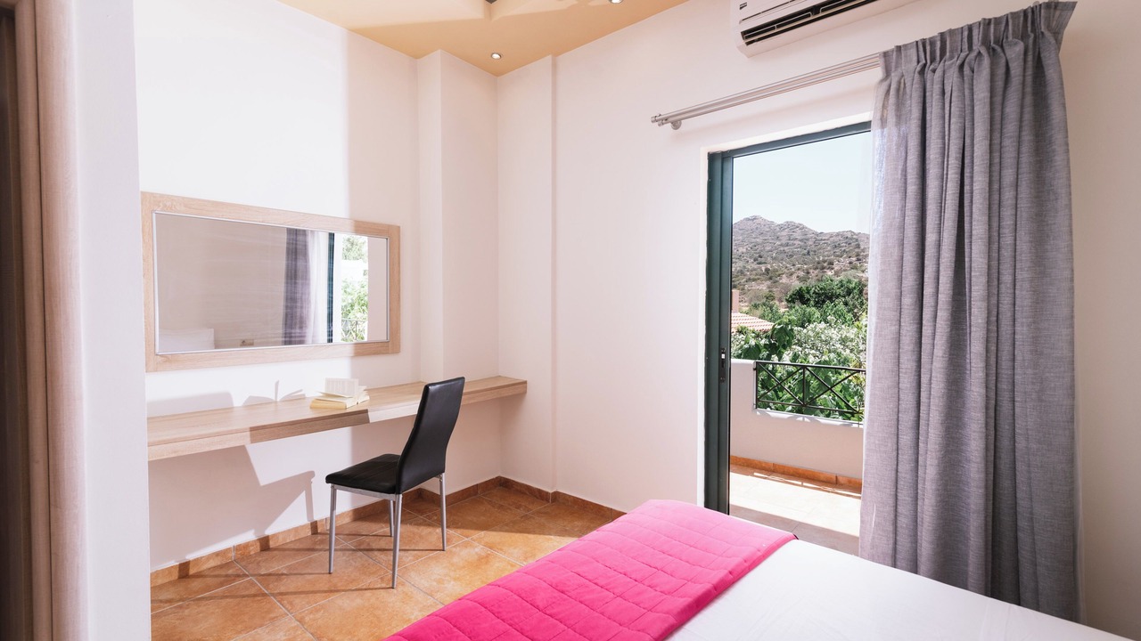 Photo of Bedroom in Matala