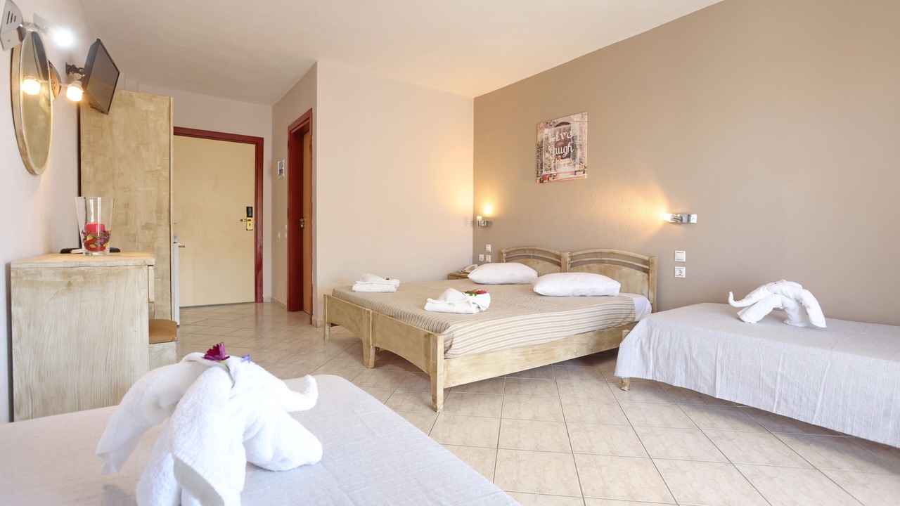 Photo of Bedroom in Polichrono