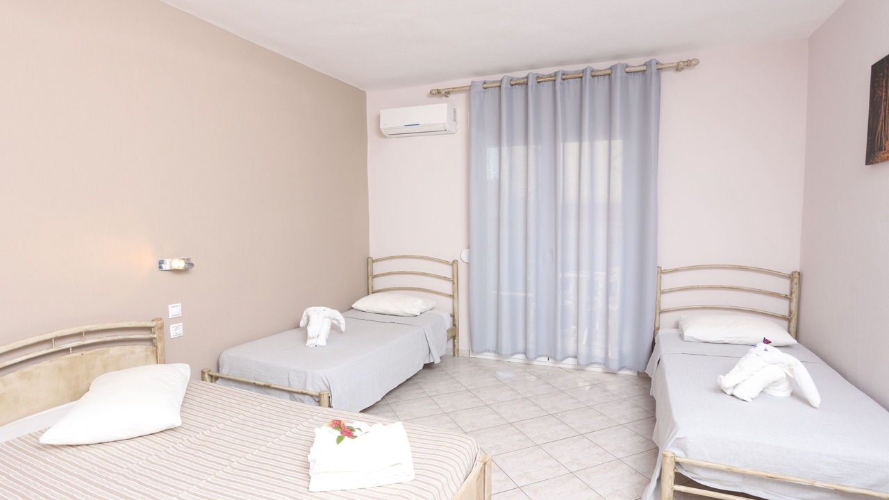Photo of Bedroom in Polichrono