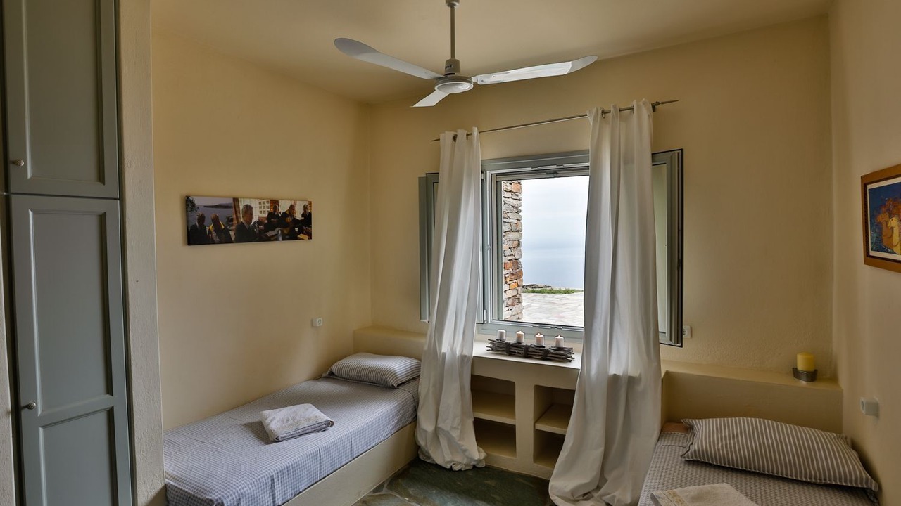 Photo of Bedroom in Kea