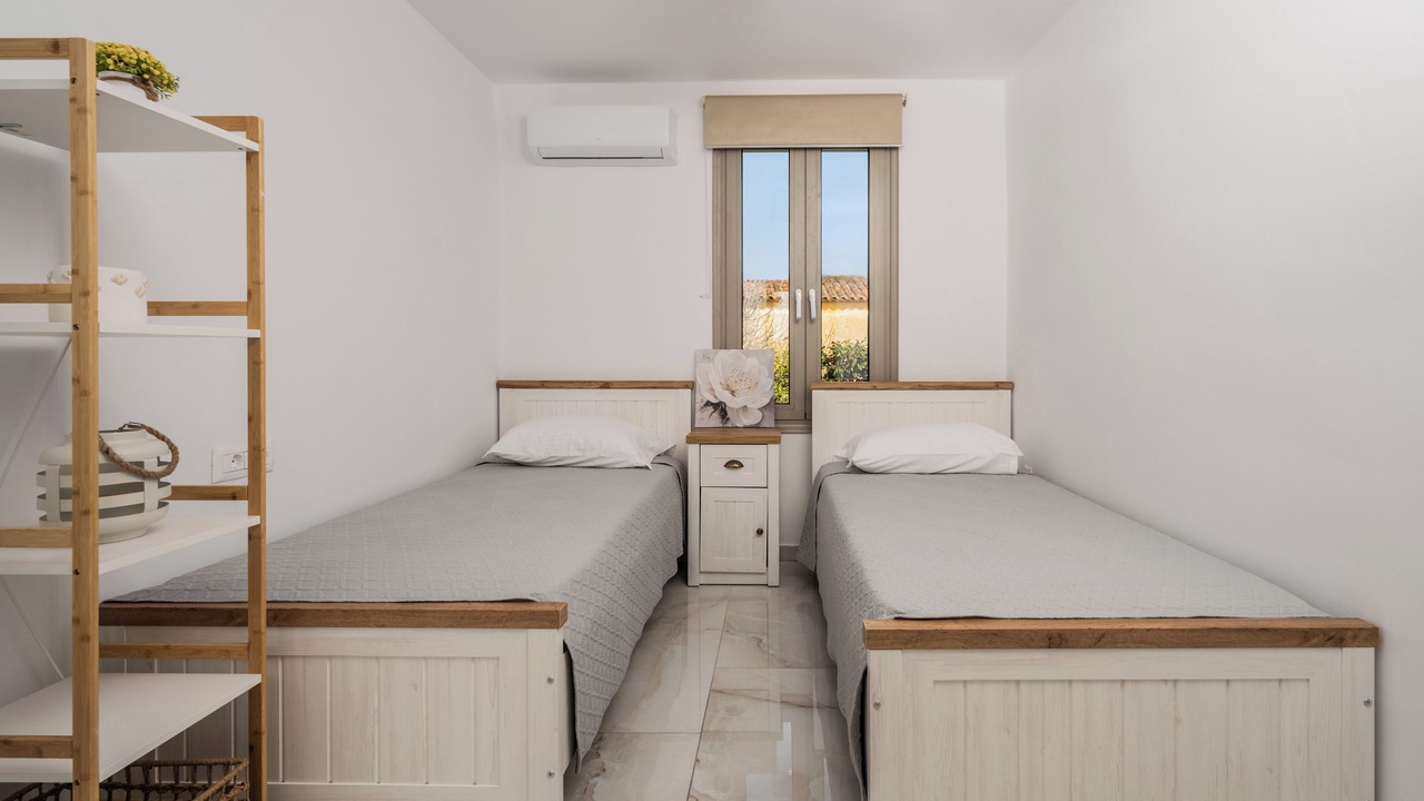 Photo of Bedroom in Alykes