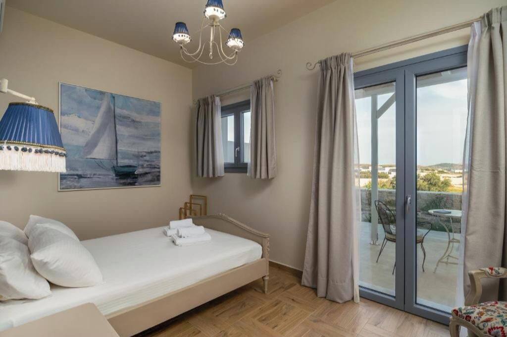 Photo of Bedroom in Milos