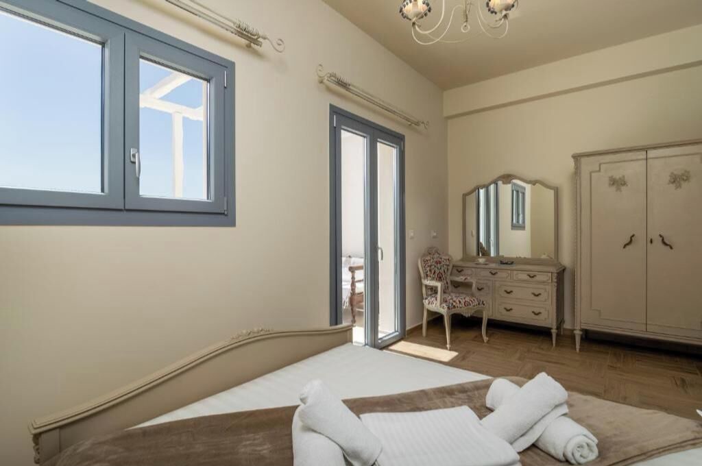 Photo of Bedroom in Milos