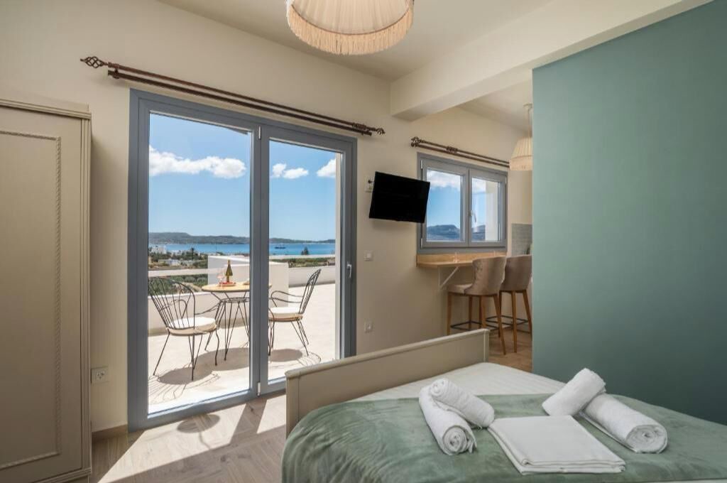 Photo of Bedroom in Milos