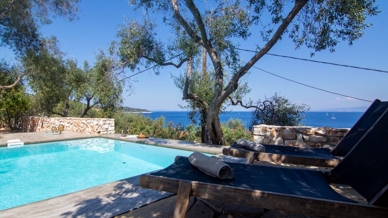 Photo of Others in Gaios
