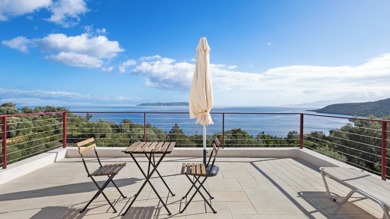 Photo of Patio Balcony in Evgiros