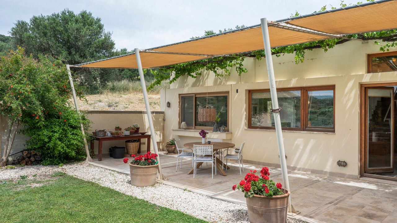 Photo of Outdoor in Knosos