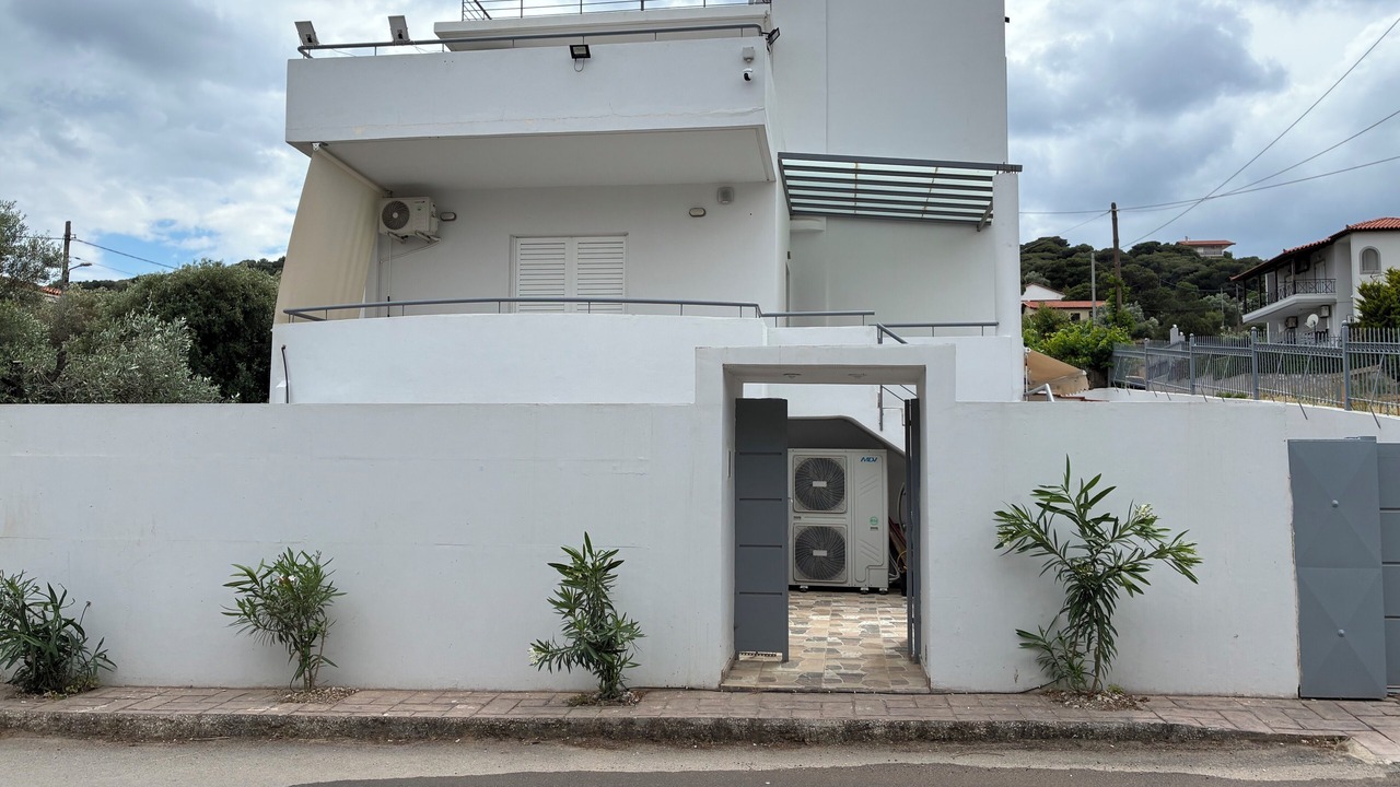 Photo of Outdoor in Saronikos