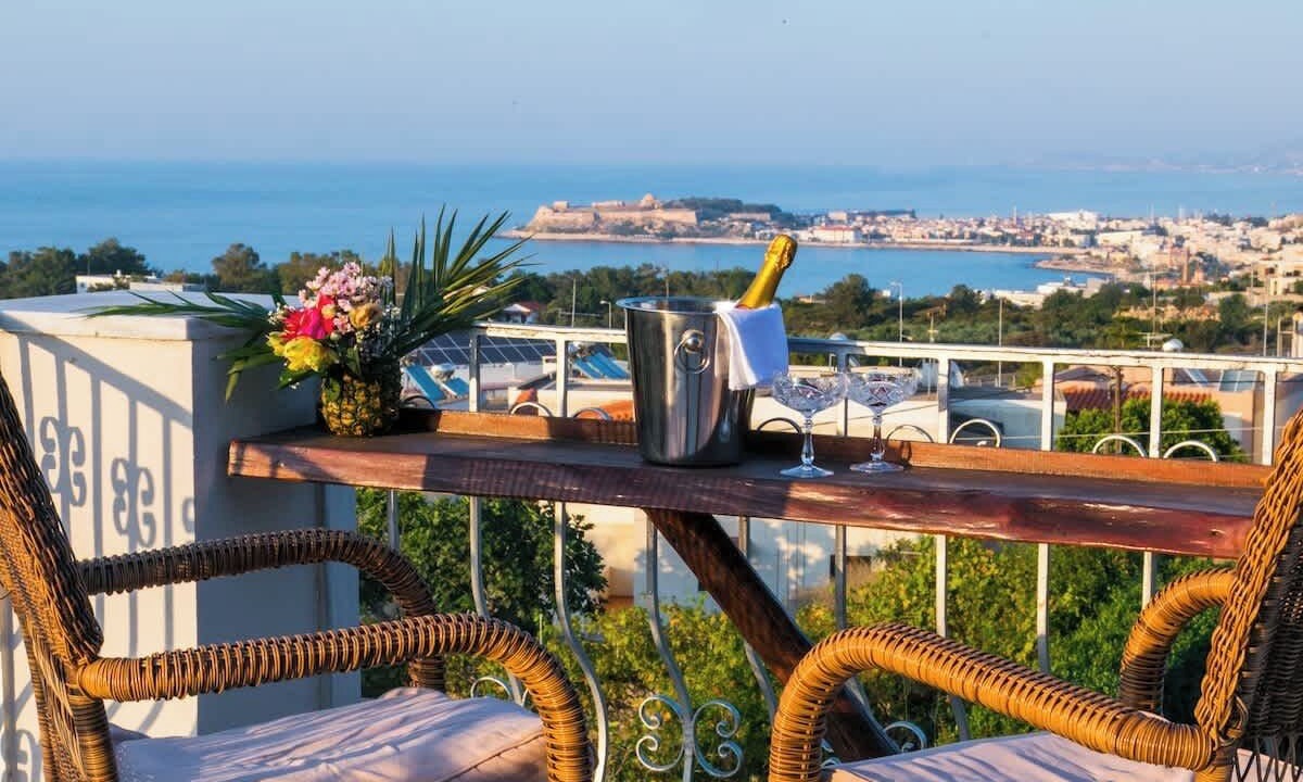 Photo of Patio Balcony in Violi Charaki