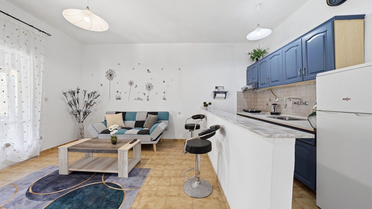 Photo of Livingroom in Messonghi