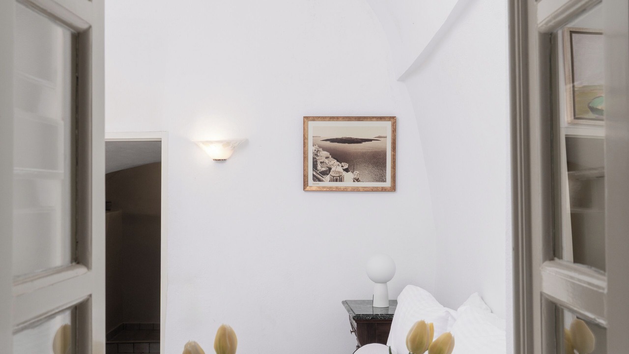 Photo of Bedroom in Imerovigli