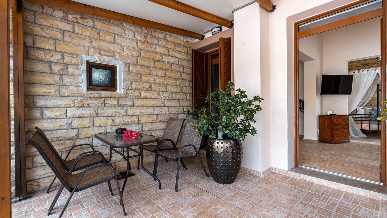 Photo of Outdoor in Soroni