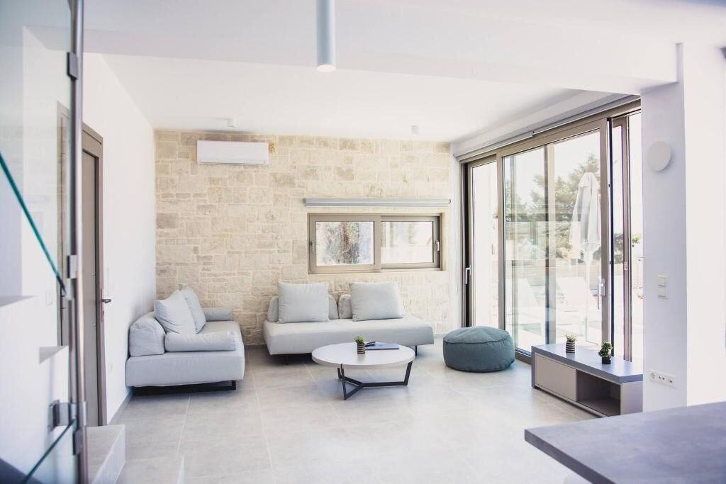 Photo of Livingroom in Adelianos Kampos
