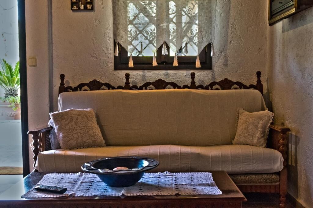 Photo of Livingroom in Ormos Panagias