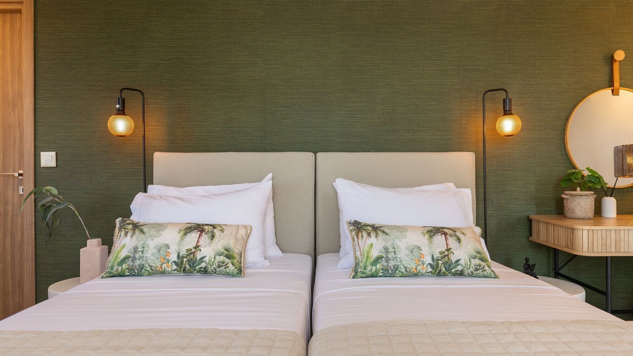 Photo of Bedroom in Neromilos