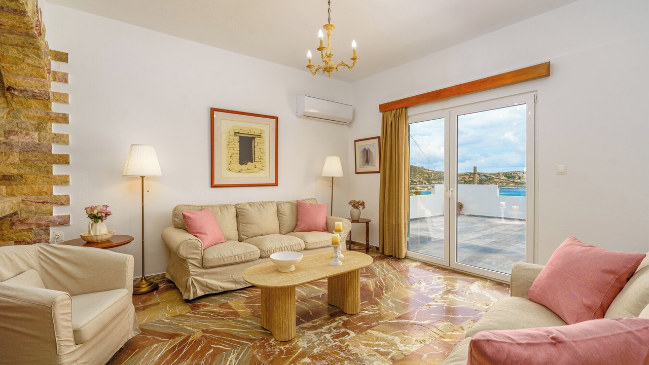 Photo of Livingroom in Ormos Agiou Ioannou
