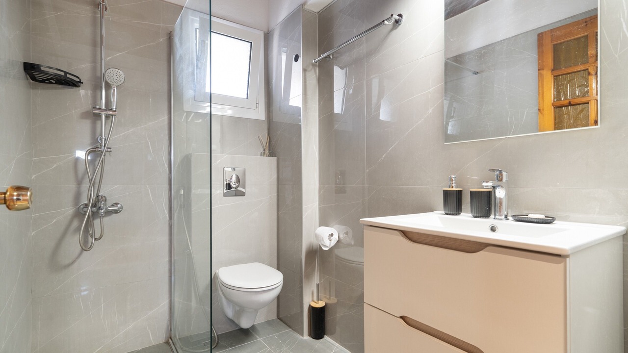 Photo of Bathroom in Nidri