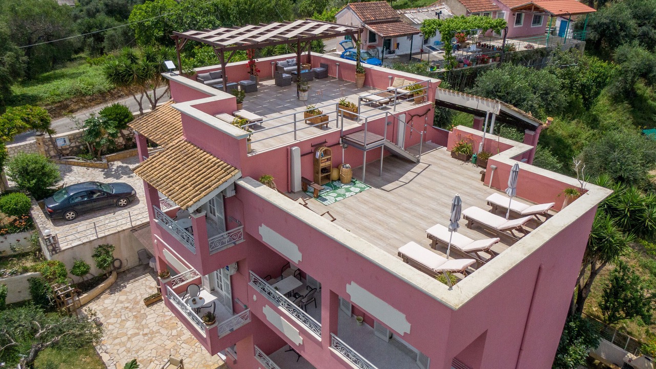 Photo of Patio Balcony in Astrakeri