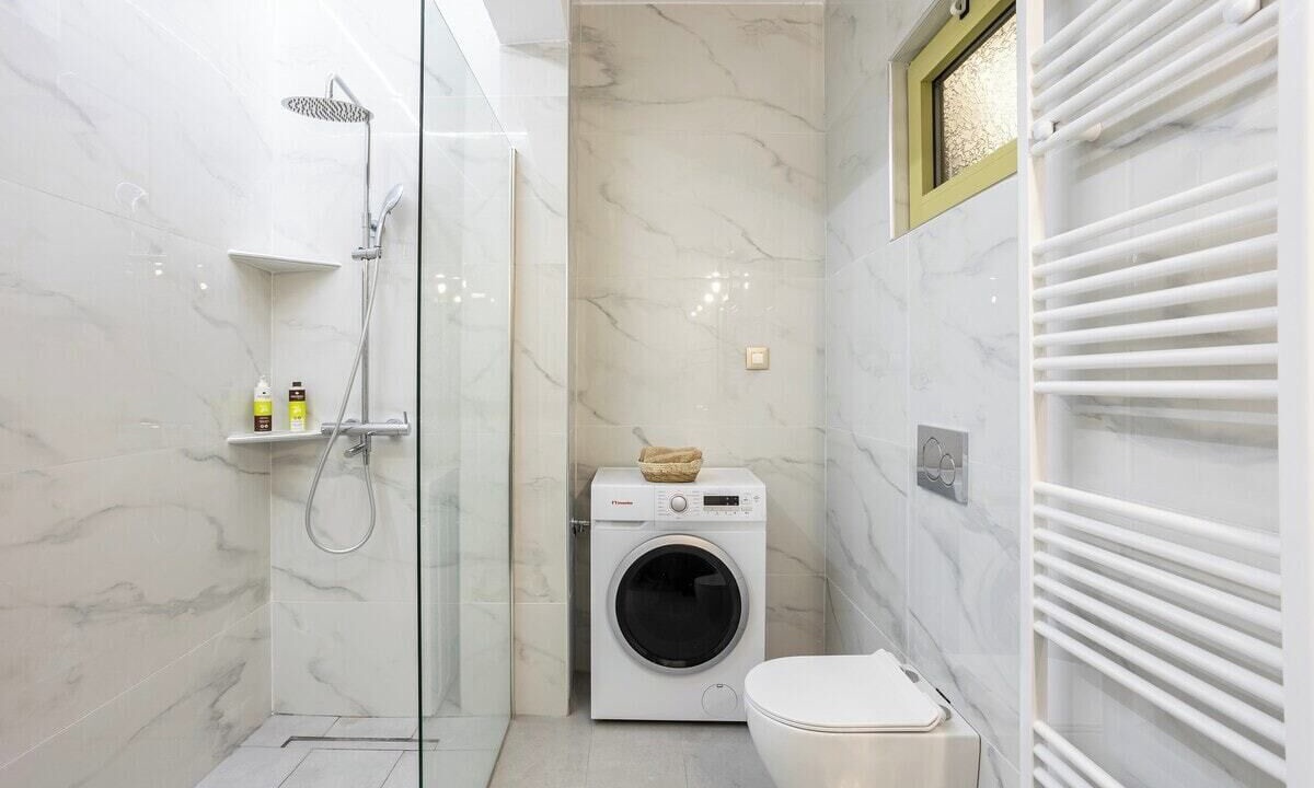 Photo of Bathroom in Ano Amfia