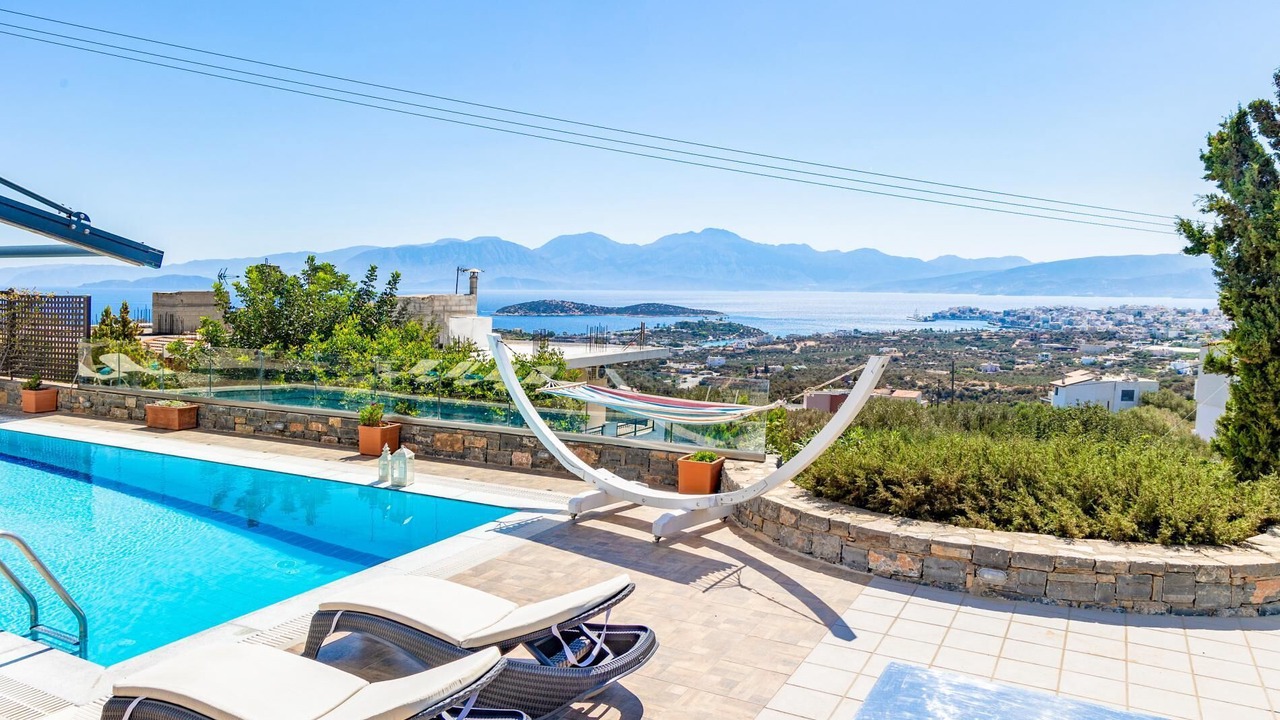 Photo of Outdoor in Katsikia